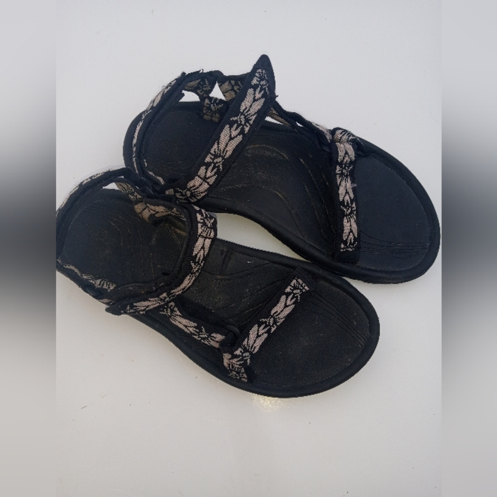 Teva Black and Khaki Women's Sandals Size 9